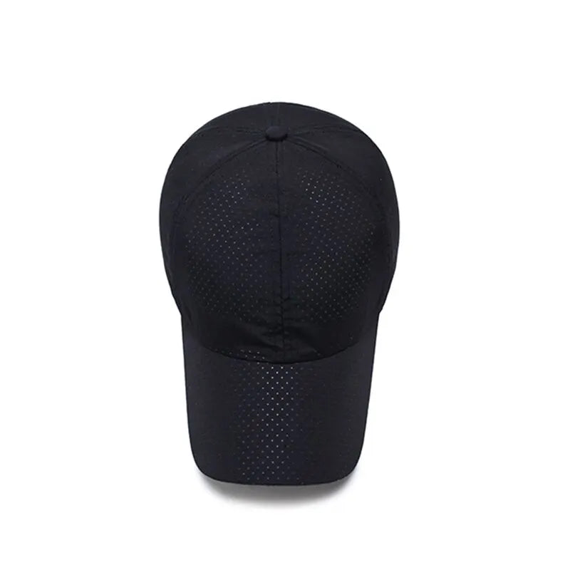 Breathable baseball cap with sun protection