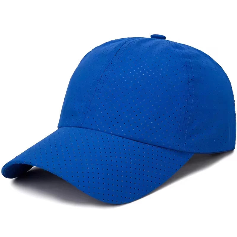 Breathable baseball cap with sun protection