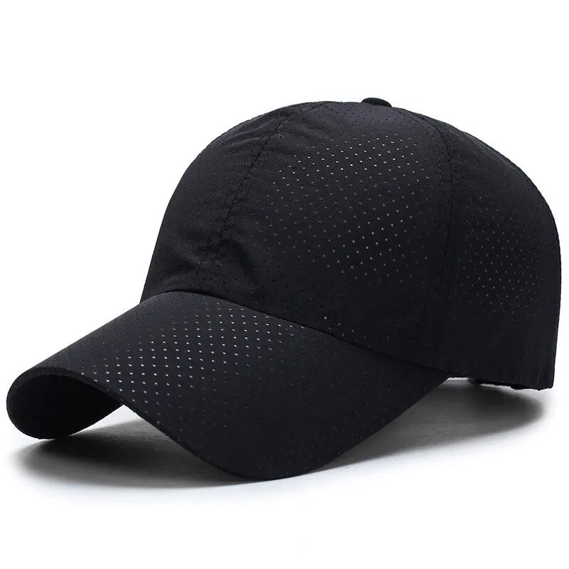 Breathable baseball cap with sun protection